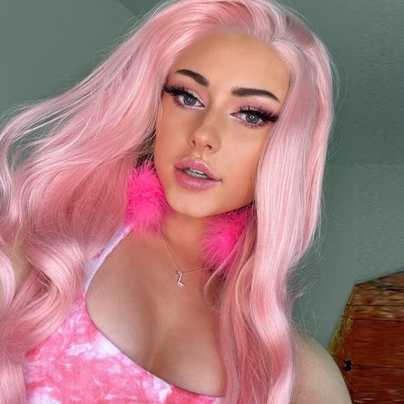 ♥️ 20”PINK BODY WAVY LACEFRONT FRONT WIG NEW